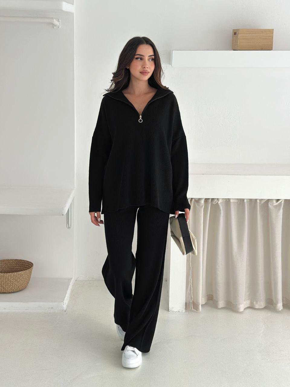 Zip-Neck Lounge Set - 4