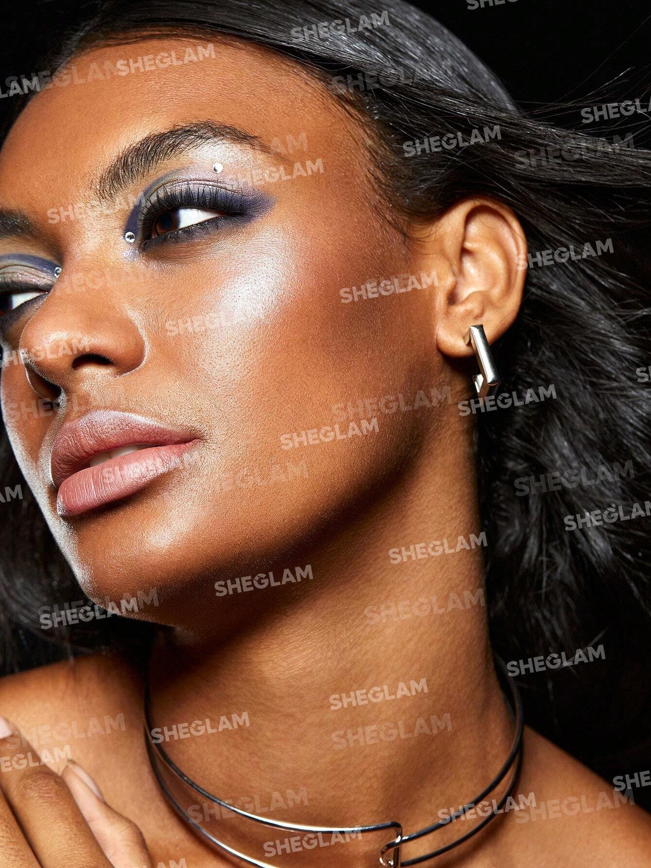 Lunar Glow Highlighter - 3