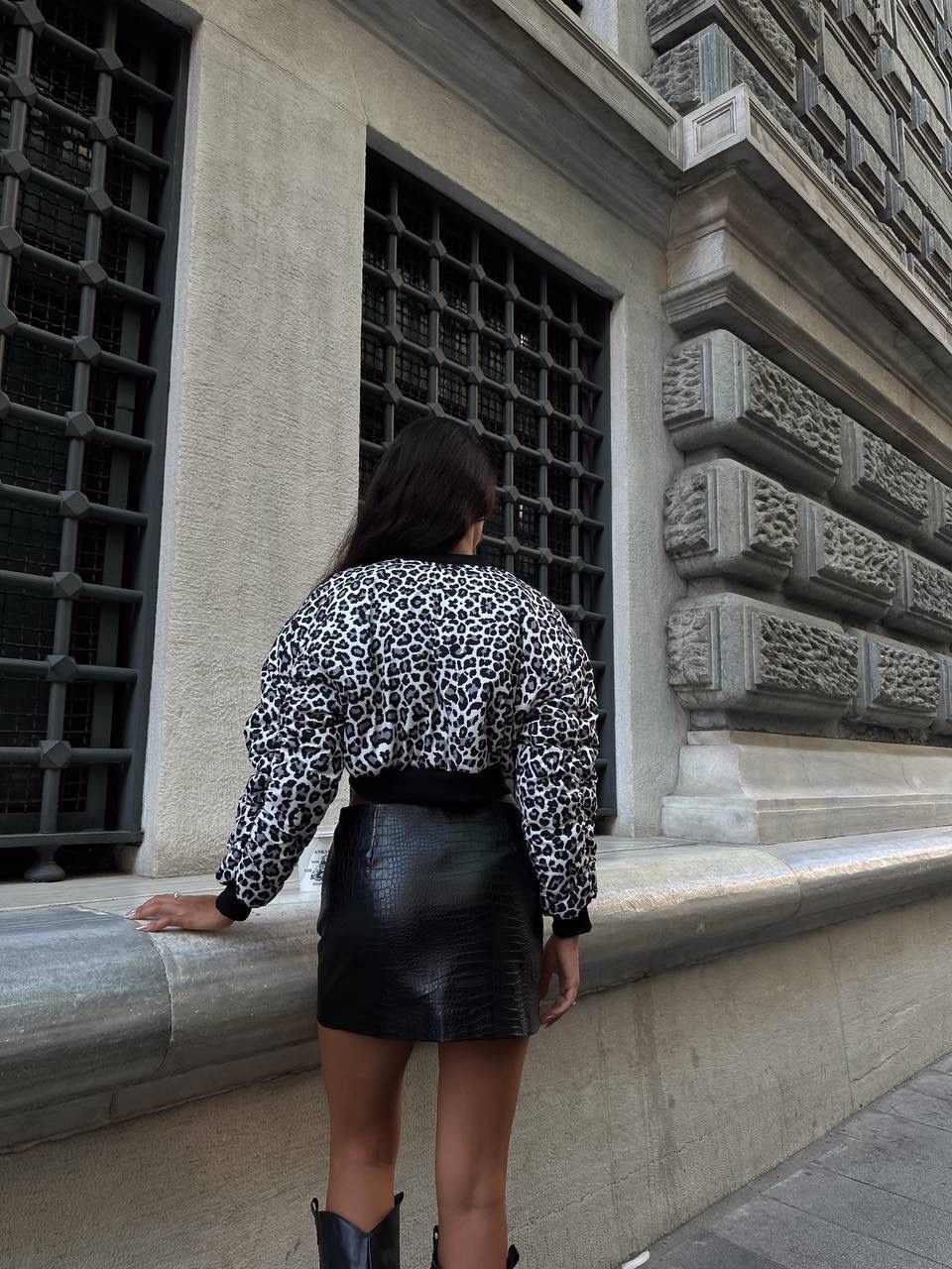 Tiger Printed Cropped Bomber - 4