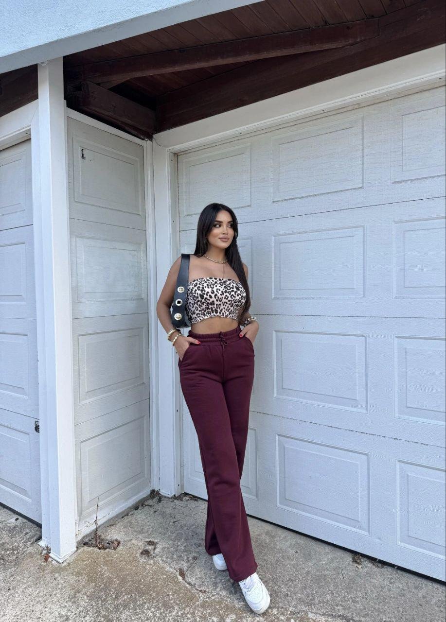 Relaxed Wide-Leg Joggers - 3